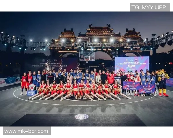 当篮球巨星遇上绿茵传奇激情碰撞跨界友谊闪耀赛场